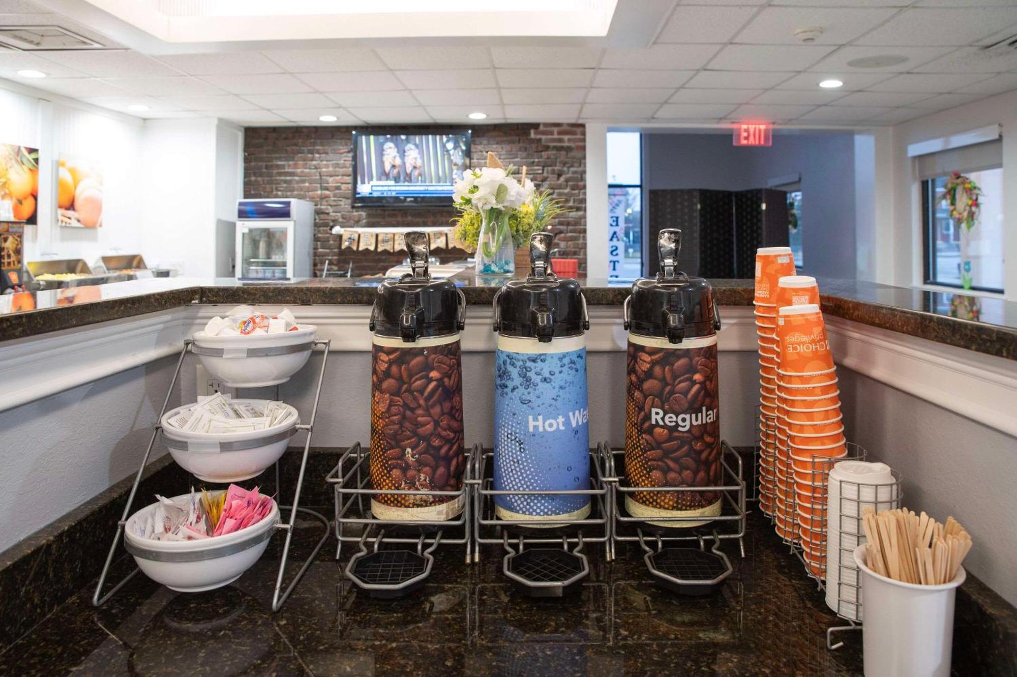 Comfort Inn Hyannis - Cape Cod Eksteriør bilde